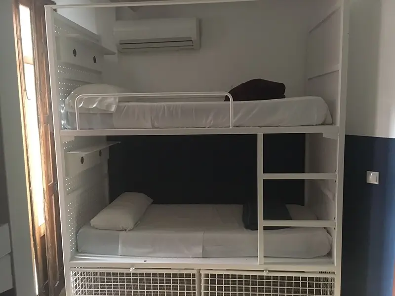 Malaga Hostels - Feel Hostels City Center Dorm Room