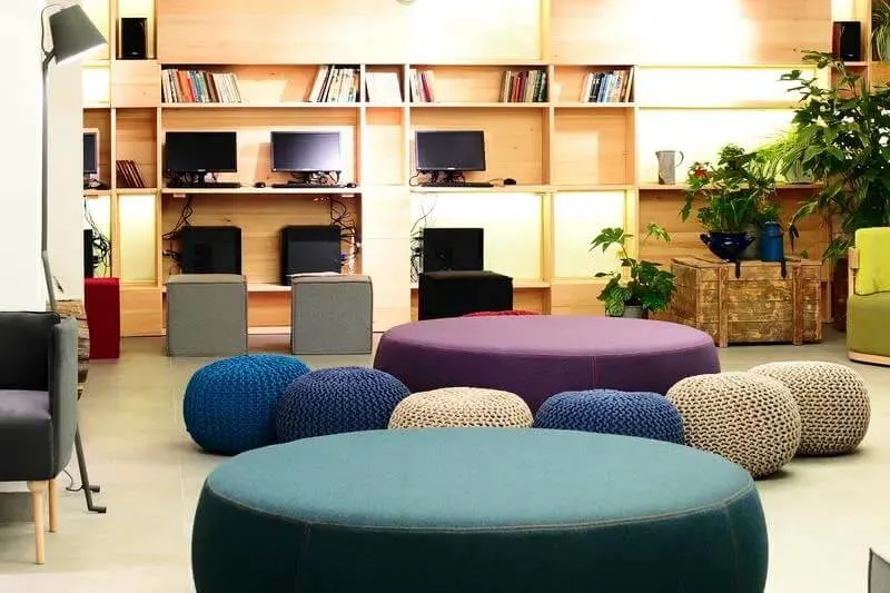 Best Hostels in Europe - Maverick City Lodge