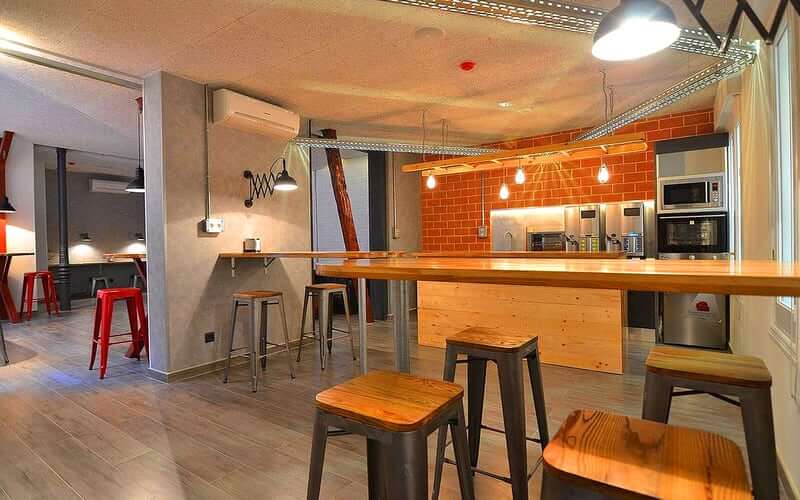 Hostels in Madrid - Far Home Atocha