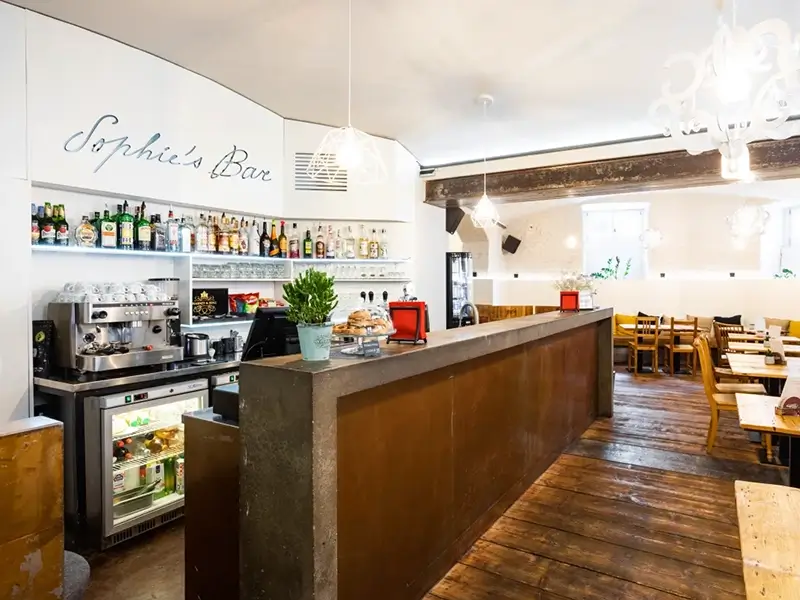 Prague Hostels - Sophies Hostel Prague Bar Reception