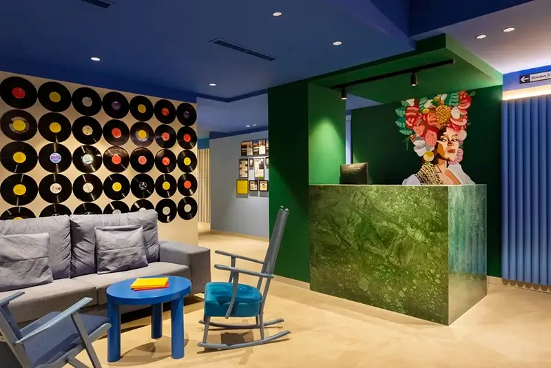 Best Hostels in Malaga - COEO Pod Hostel Malaga Common Area