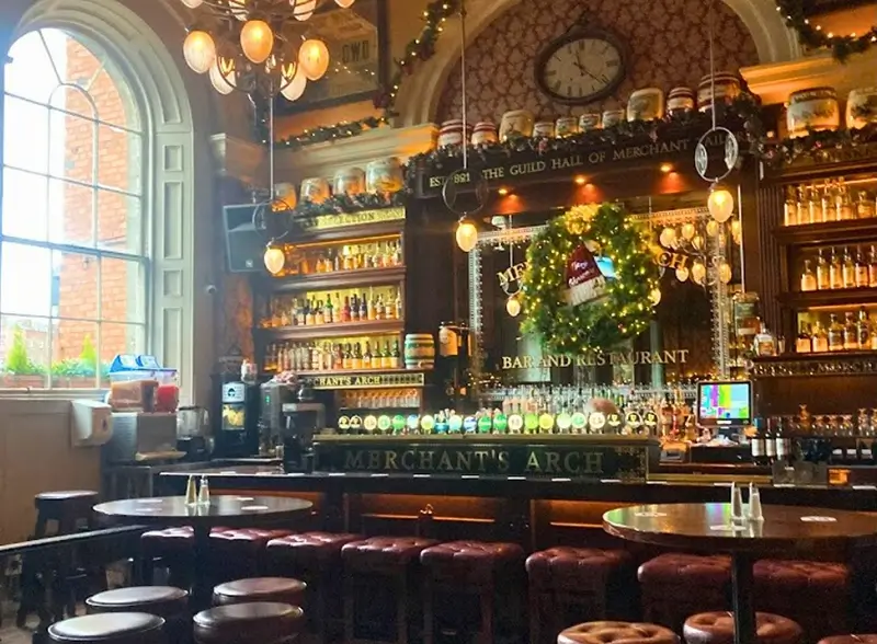Dublin Pubs - Merchant's Arch