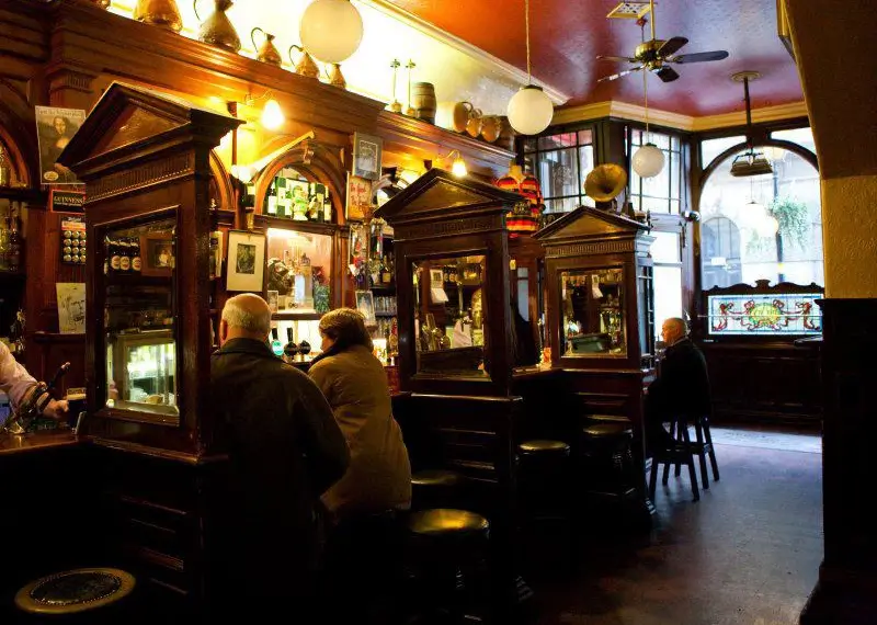 Dublin Pubs - The Palace Bar