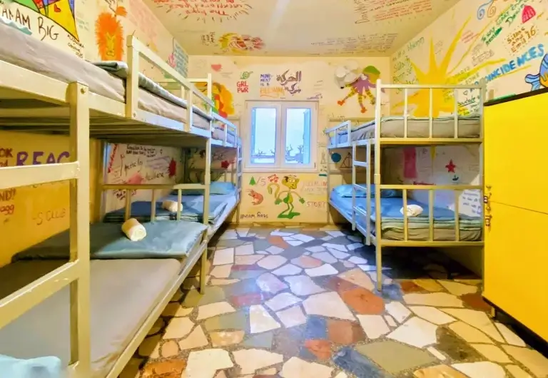 Split Hostels - Beach Hostel Dorm Room