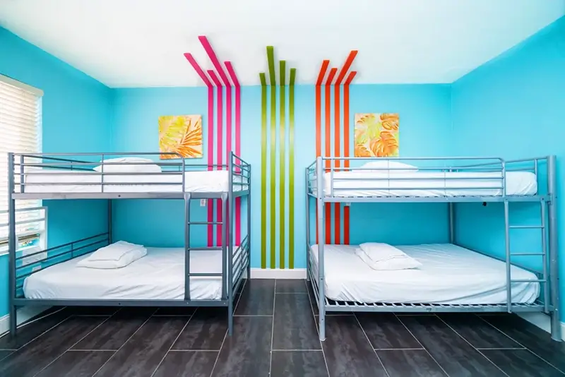 Best Hostels in Miami - Beds&Drinks Dorm Room
