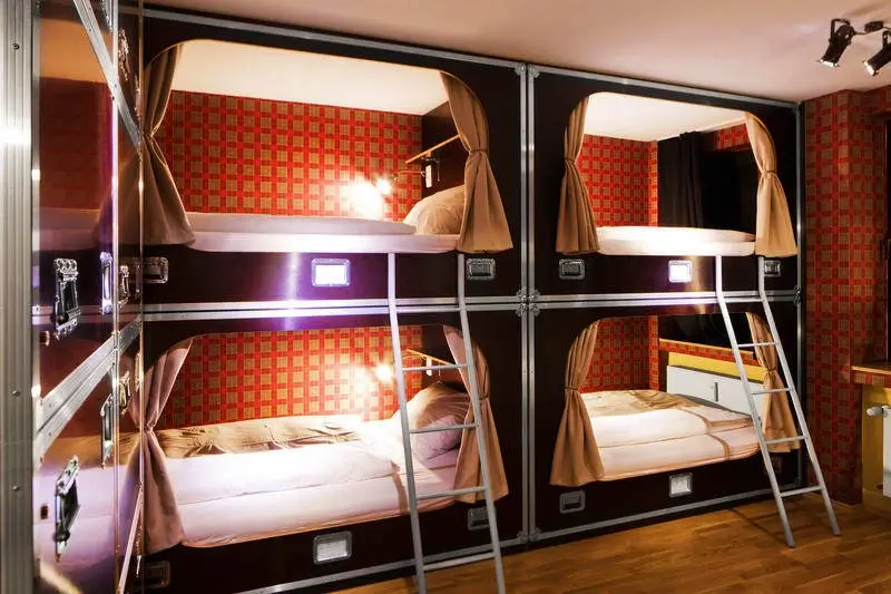 German Hostels - Die Wohngemeinschaft Dorm Room