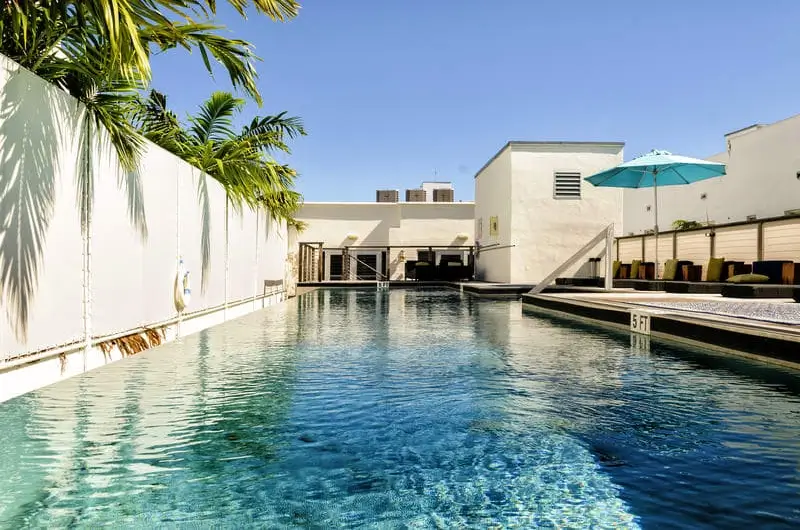 Miami Hostels - Posh South Beach Pool Area