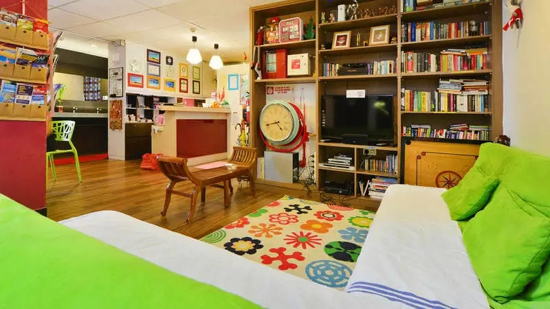 Singapore Hostels - River City Inn Common Area