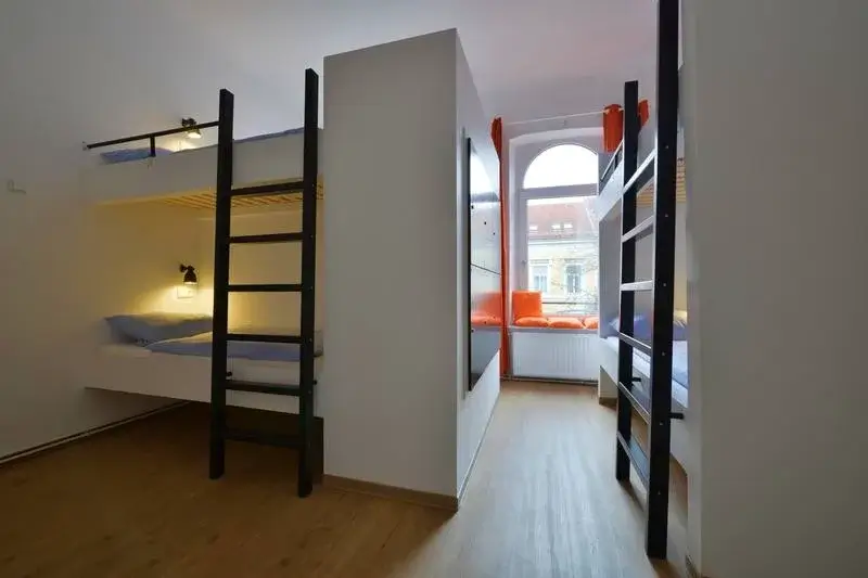German Hostels - Townside Hostel Bremen Dorm Room