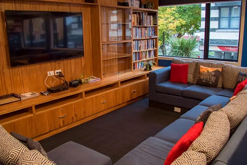 Best Hostels in Queenstown - Adventure Q2 Hostel Common Room