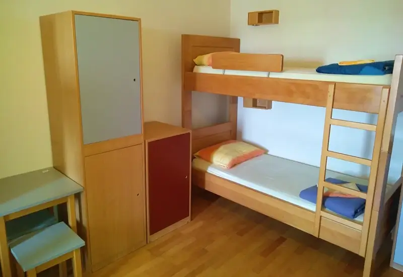Zadar Hostels - HI Hostel Zadar Dorm Room