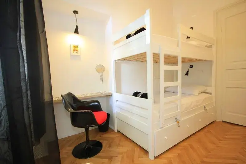 Best Hostels in Zadar - The Hostel Dorm Room