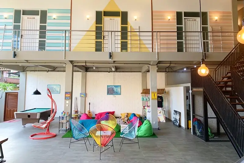 Best Hostels in Kuta - Beach Hut Hostel Common Area