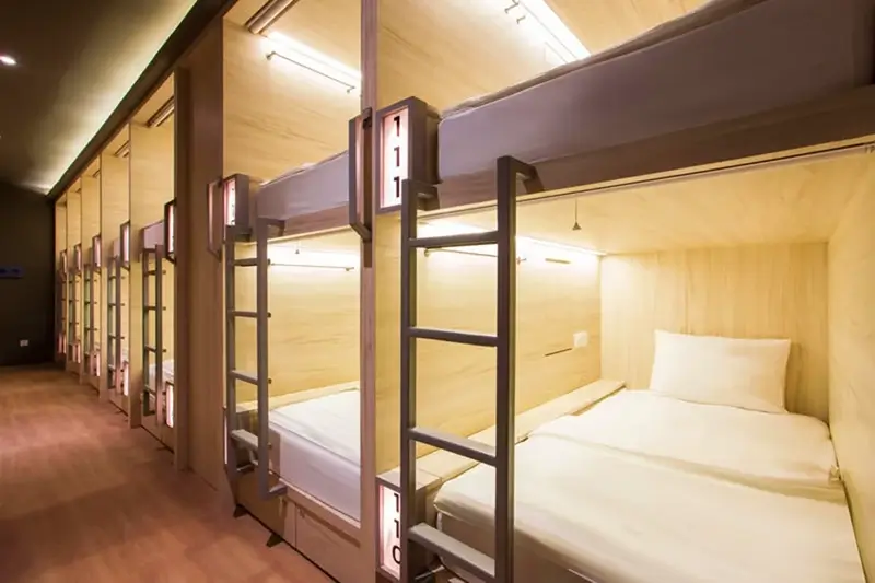 Kuta Hostels - H-Ostel Dorm Room