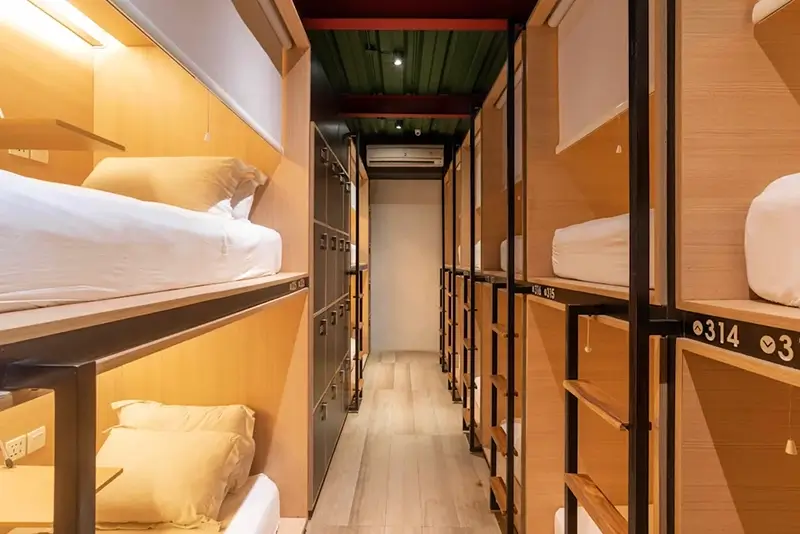 Kuta Hostels - Kuta M Boutique Hostel Legian Dorm Room