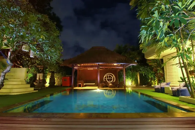 Best Hostels in Kuta - The Island Bali Pool Area