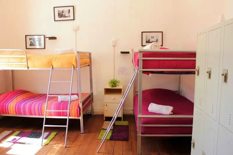 Best Hostels in Valparaiso - Casa Volante Hostal Dorm Room