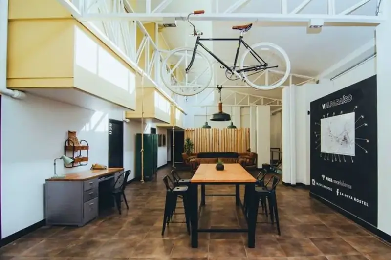 Best Hostels in Valparaiso - La Joya Hostel Common Area