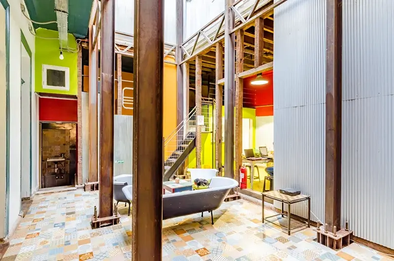 Best Hostels in Valparaiso - Maki Hostel Valparaiso Common Area