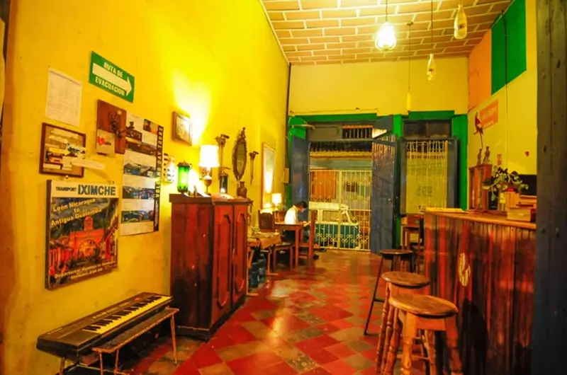 Best Hostels in Leon - Hostal El Albergue Common Area