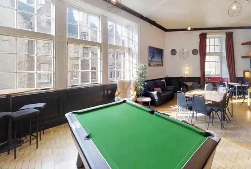 Edinburgh Backpackers Common Area