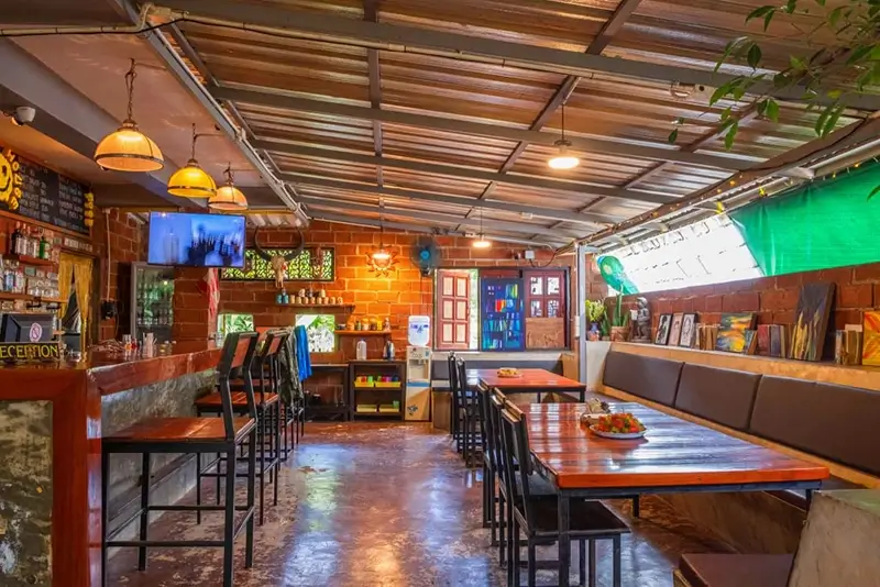 Best Hostels in Pai - Happy House Backpackers Bar Restaurant