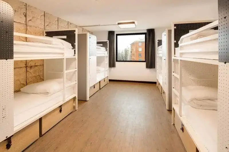 Paris Hostels - Generator Dorm Room