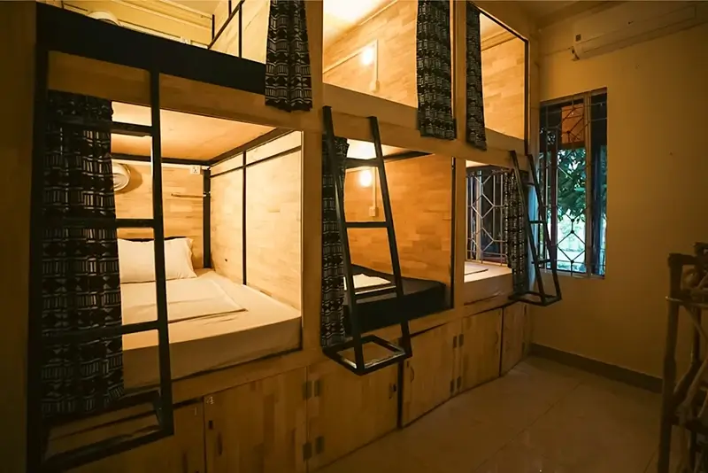 Best Hostels in Kampot - Karma Traders Kampot Dorm Room