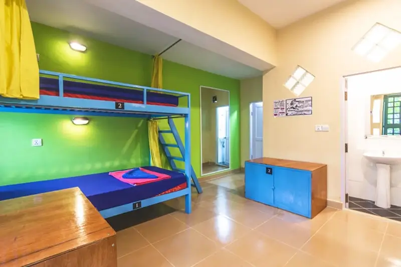 Best Hostels in Kampot - Monkey Republic Dorm Room