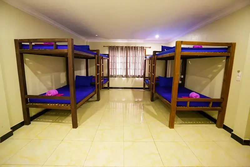 Battambang Hostels - Blue Diamond Hostel Dorm Room