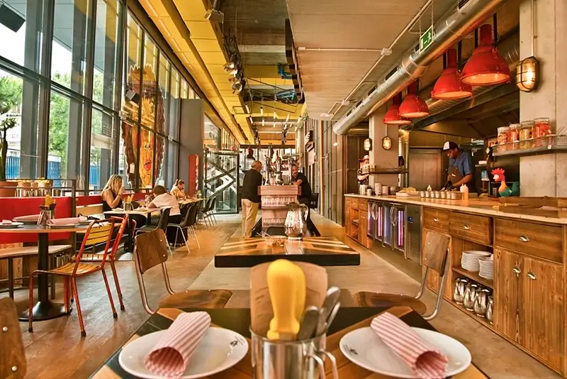 Bastardo Hostel Restaurant