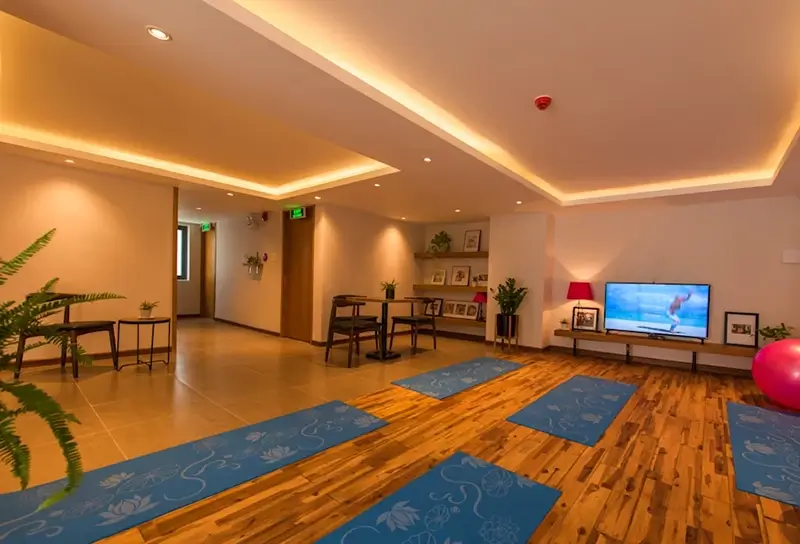 Best Hostels in Nha Trang - Mojzo Inn Boutique Common Area