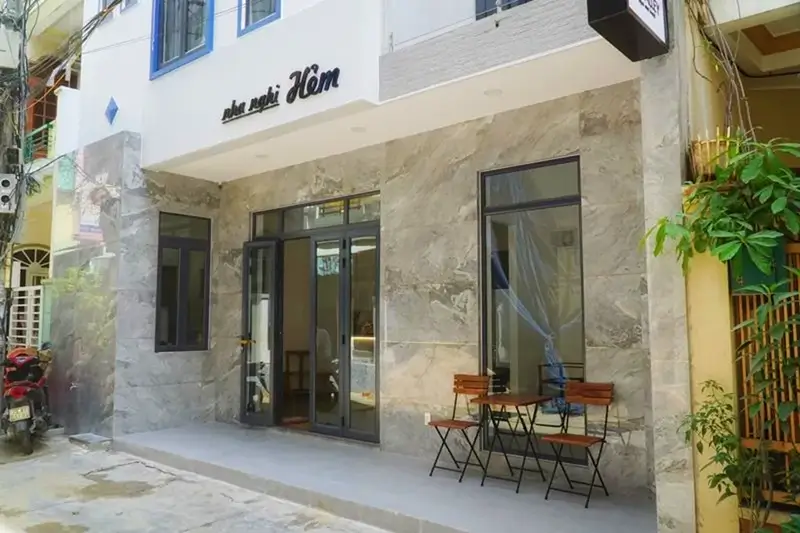 Best Hostels in Nha Trang - The Alley Hostel Exterior