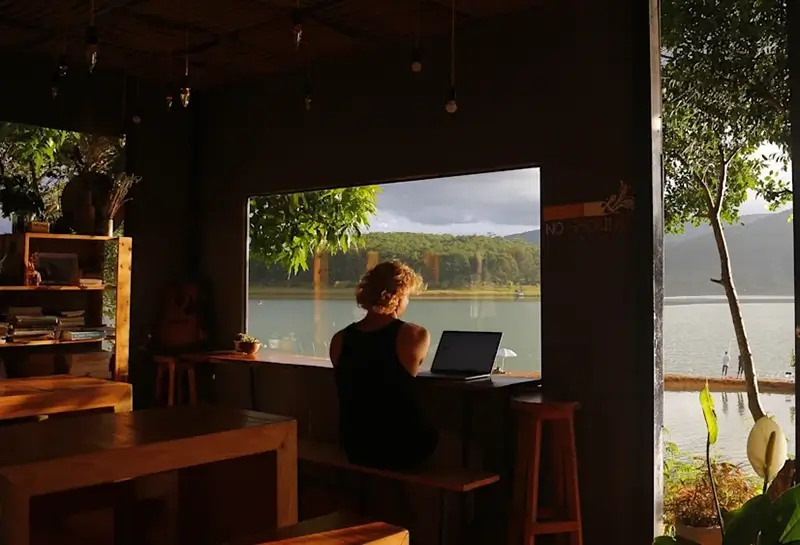 Best Hostels in Da Lat - The Lake House Dalat Common Area