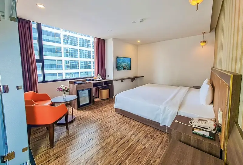 Best Hostels in Nha Trang, Vietnam - V Hotel Nha Trang Private Room