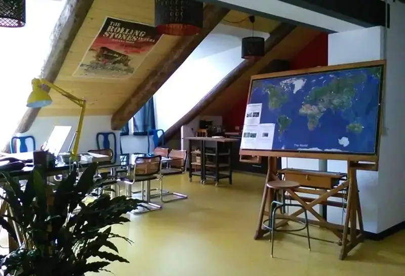 Best Hostels in Turin - Attic Hostel Torino Common Area