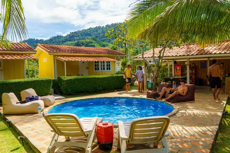 De Bra Hostel Pool Area