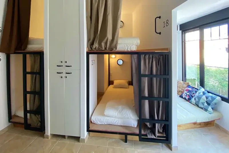 Best Hostels in Alicante - Hostal Numero Trece Dorm Room