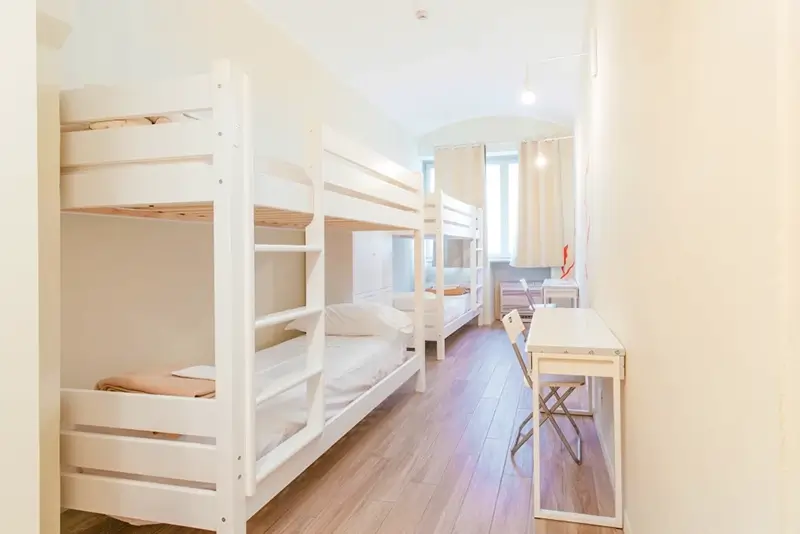 Best Hostels in Turin - Tomato Urban Retreat Dorm Room