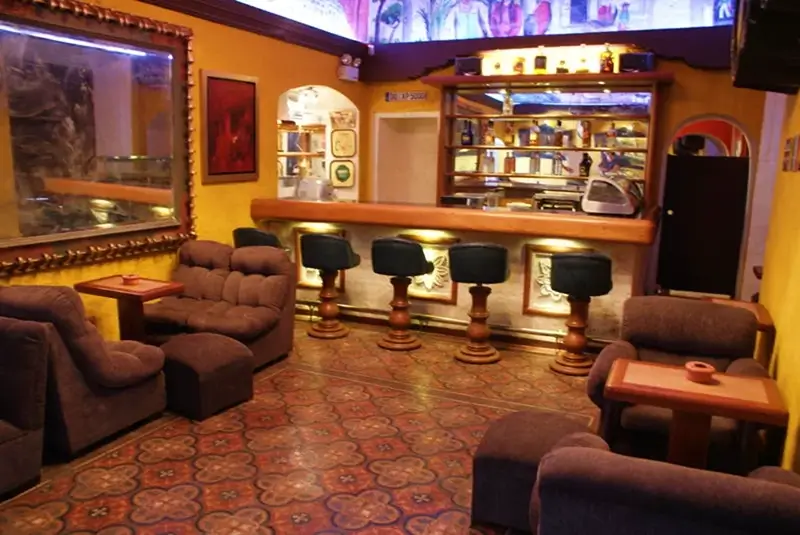 Best Hostels in Arequipa, Peru - Flying Dog Hostel Arequipa Bar