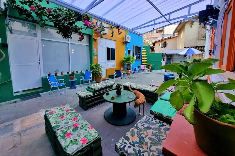 Best Hostels in Salvador - Nomads MultiCultural Common Area