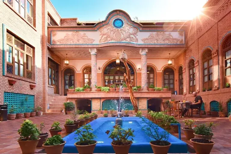 Best Hostels in Tehran Iran