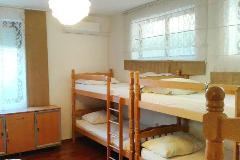 Hostel Nina Dorm Room